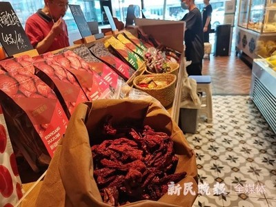 “喀什夜市”进驻上海耶里夏丽,来一起撸串吧!