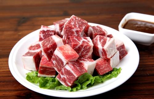 冬季多给孩子吃牛羊肉